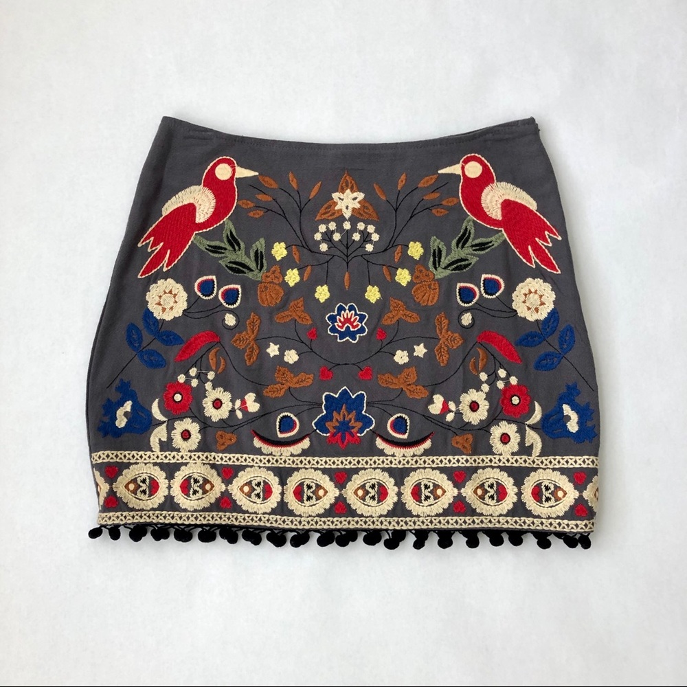 Umgee Embroidered Mini Skirt Gray Size Small - Picture 3 of 9
